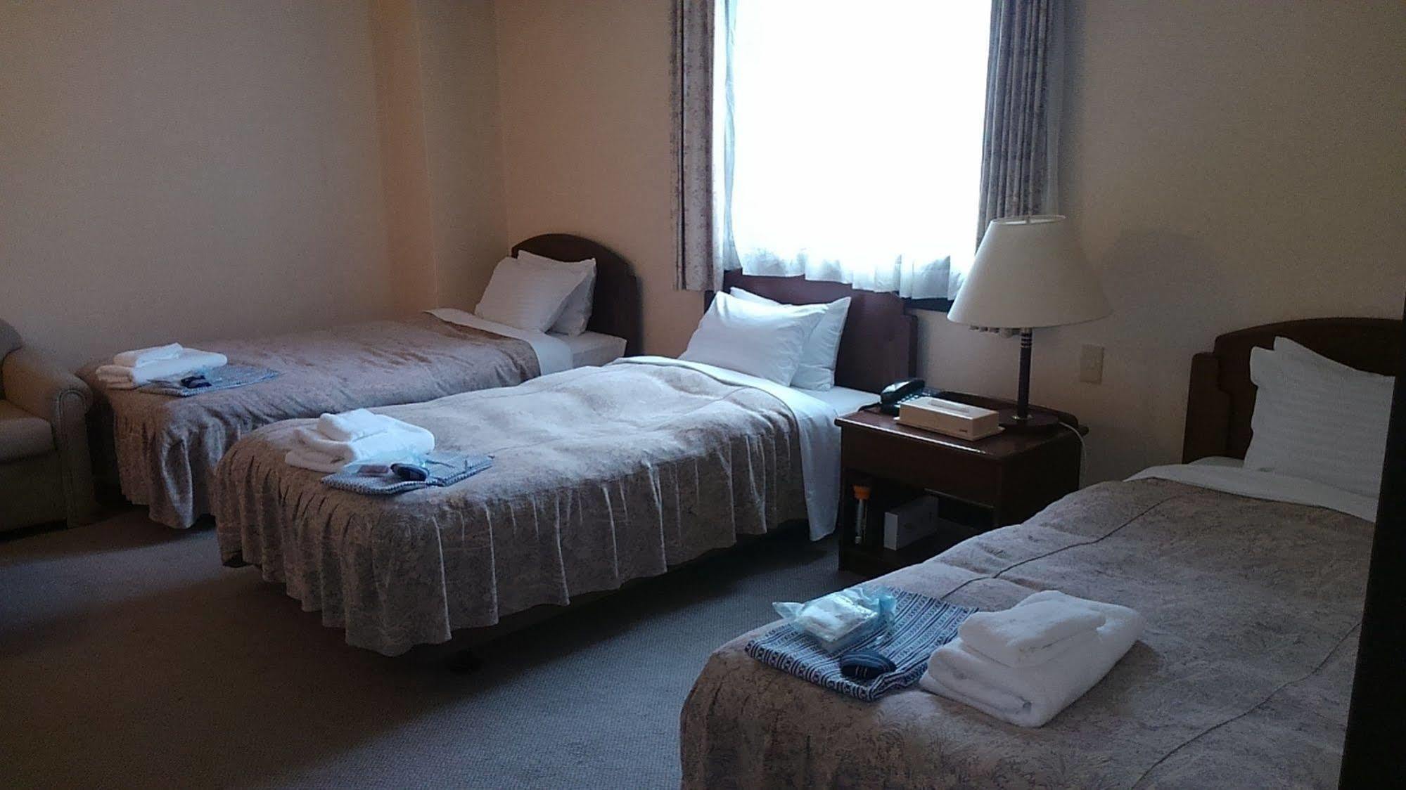Shakespeare Hotel Hakuba Buitenkant foto