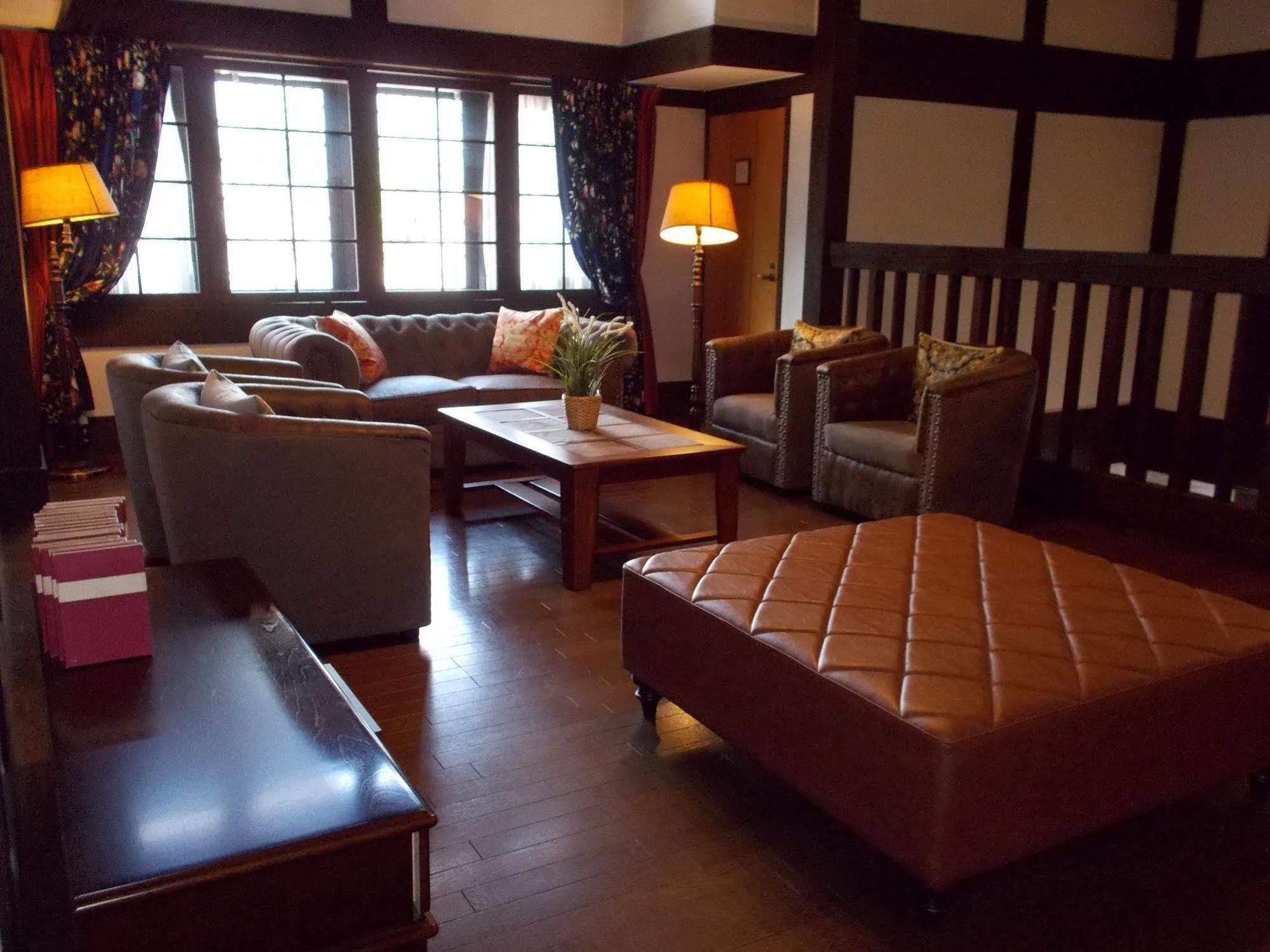 Shakespeare Hotel Hakuba Buitenkant foto