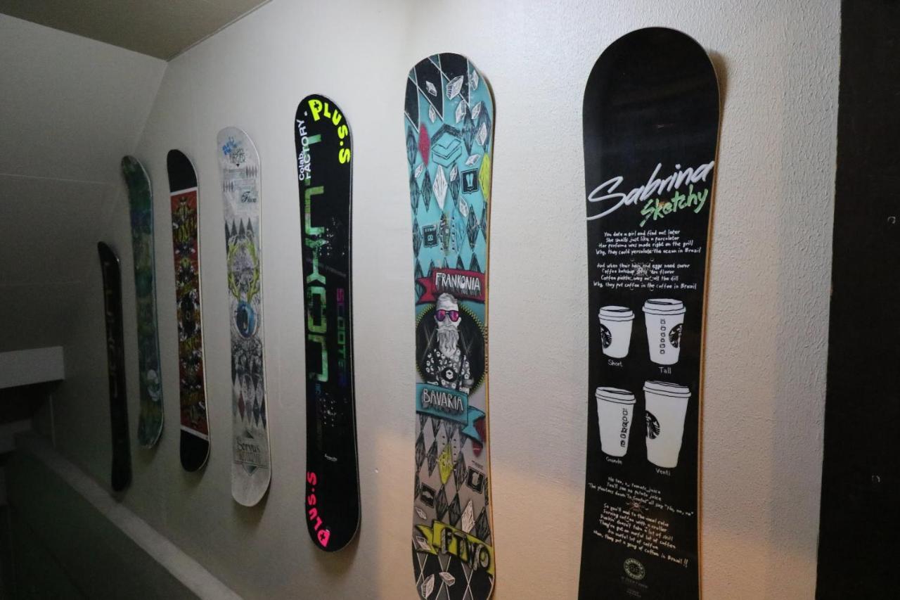 Shakespeare Hotel Hakuba Buitenkant foto